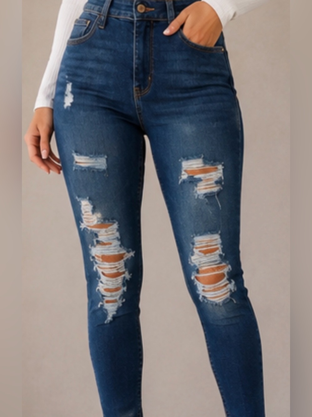 NWT Hollister High-Rise Super Skinny Jeans| Size 6 | Soft Stretch | Dark Wash - Picture 1 of 5